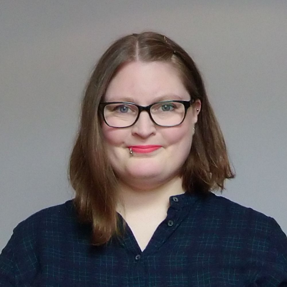 Dr Suzanne Black