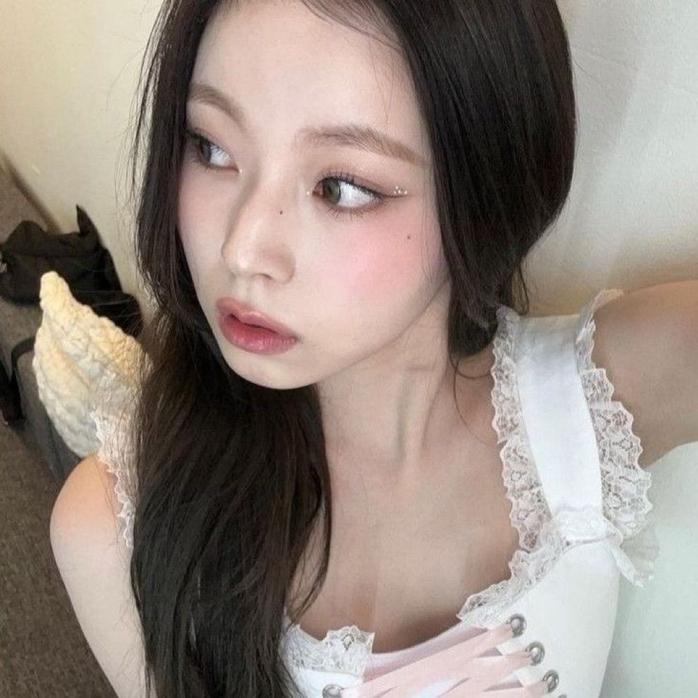 Thay (kh’s wife)