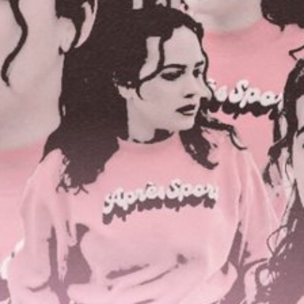  ೀ  ׂׂૢ  𝐤𝐚𝐫𝐚𝐭𝐞'𝐬 𝑔𝑜𝑙𝑑𝑒𝑛 𝒈𝒊𝒓𝒍 .