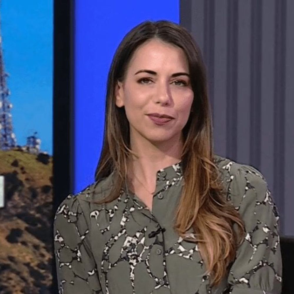 Laura Bailey (Parody)