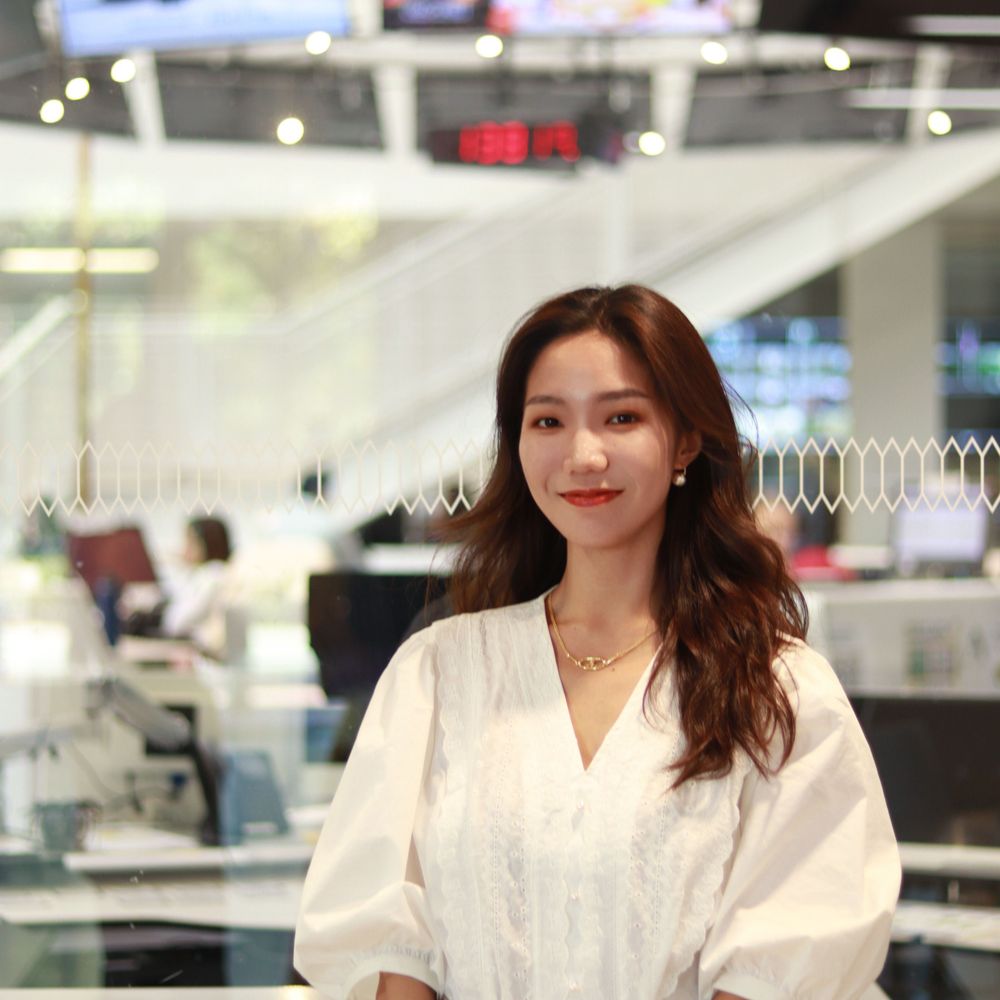 Jinyi Ye