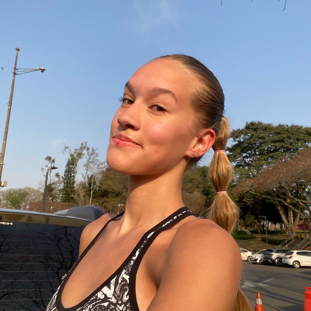 Lari ☀️