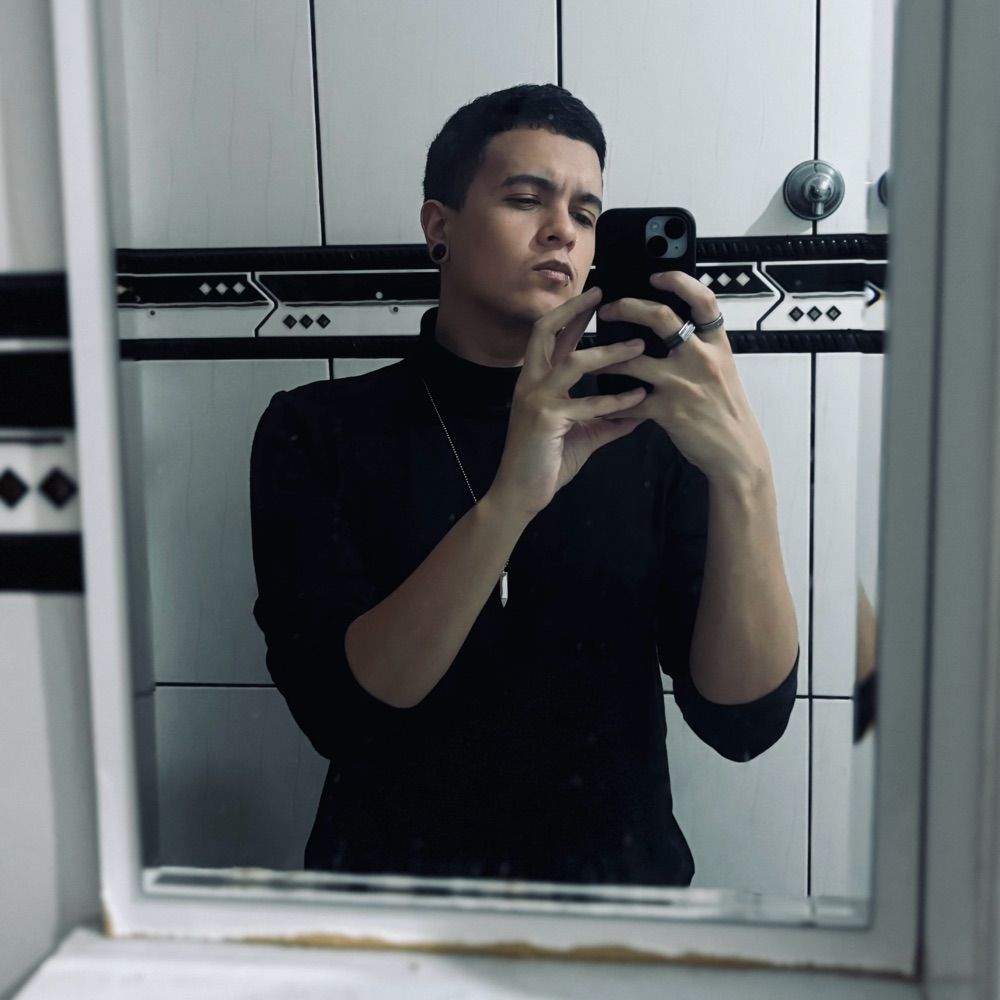 Matheus V.