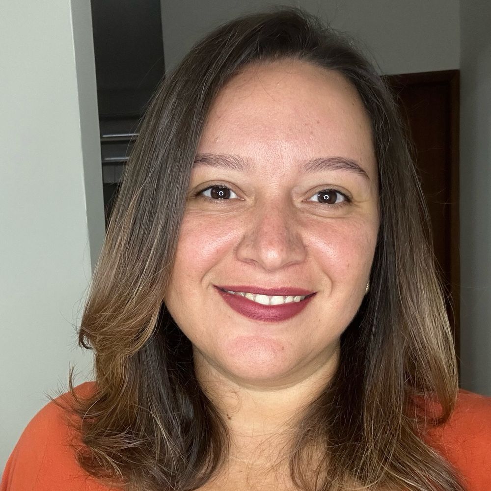 Franscine Romero 