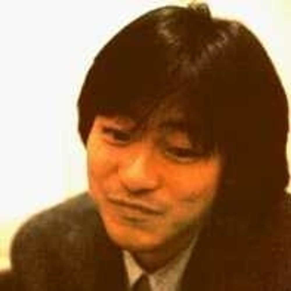 結城恭介