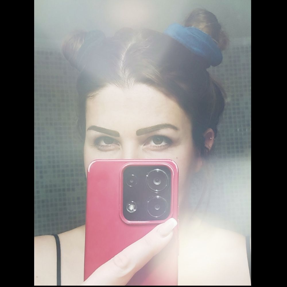 •Stavroula•
