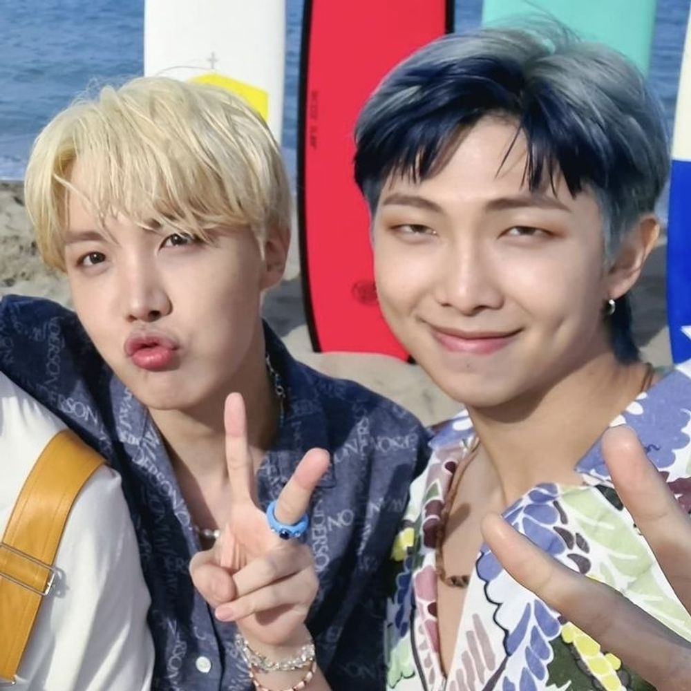 N𝒊𝒏𝒊 ⋆ BTS YEAR ⁷