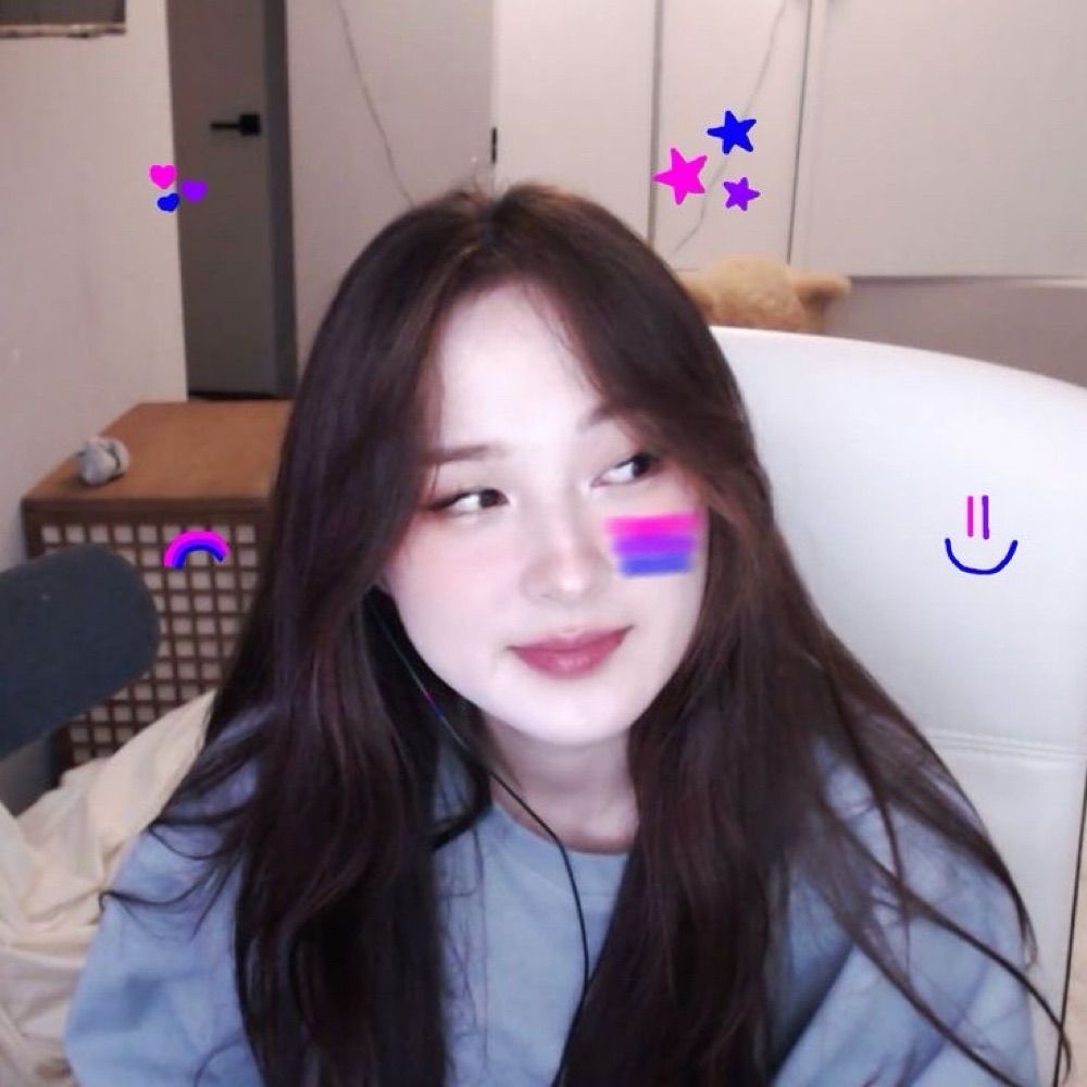 𝘳𝘢𝘺 :]