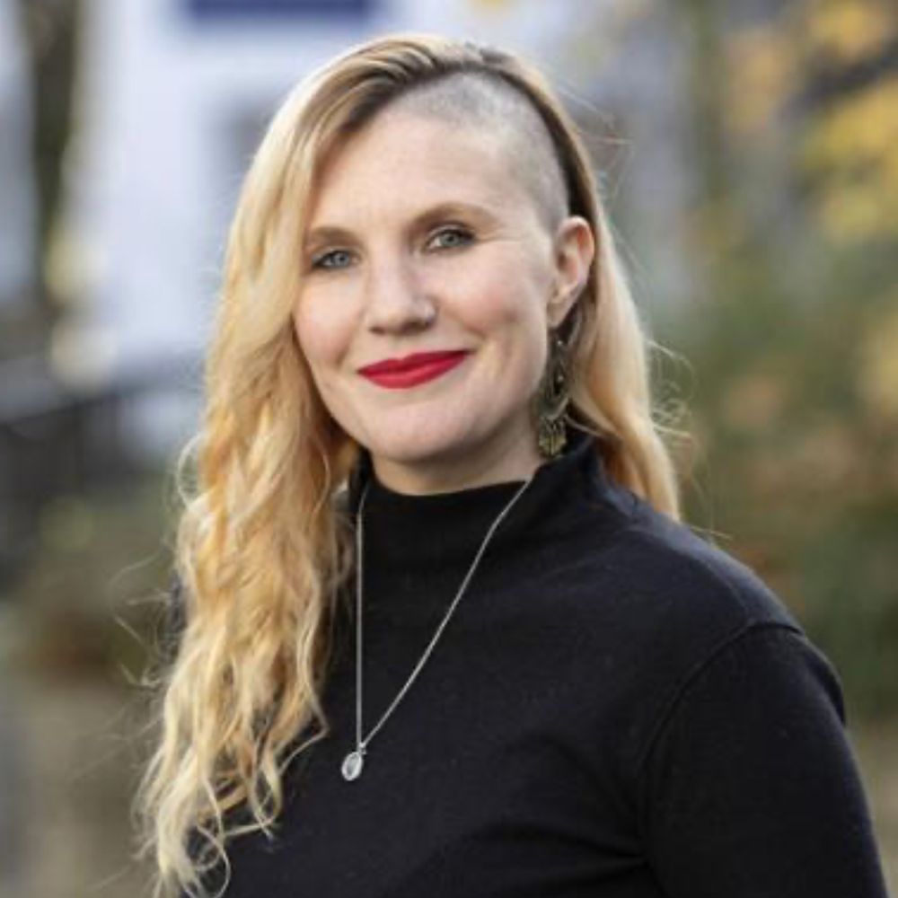 Siân Lewis
