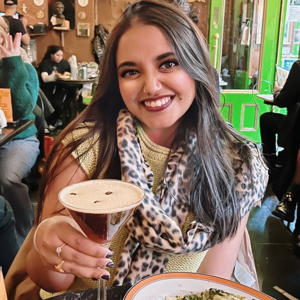 Sanjana 🍸