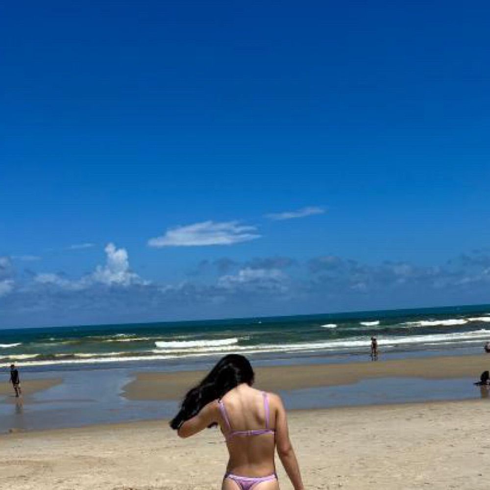 Carla Salles