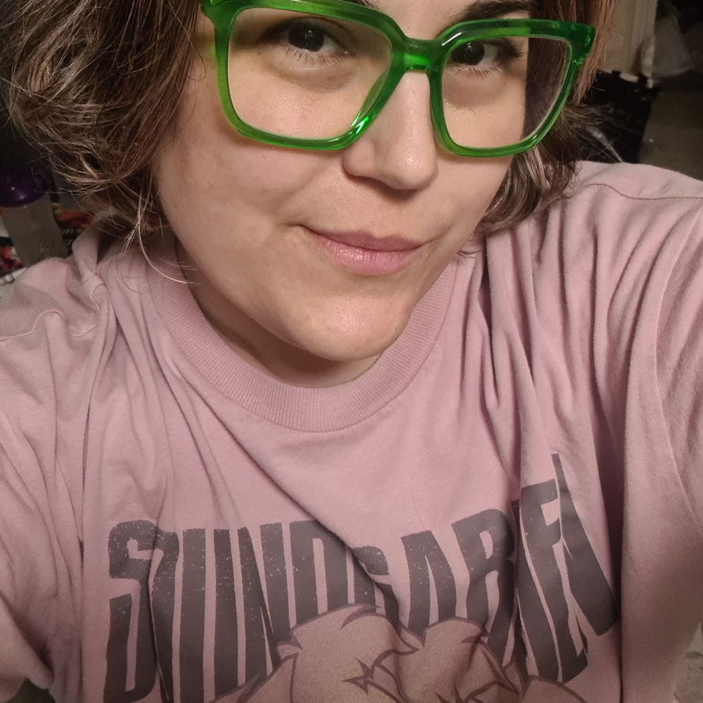 Jax (she/her)
