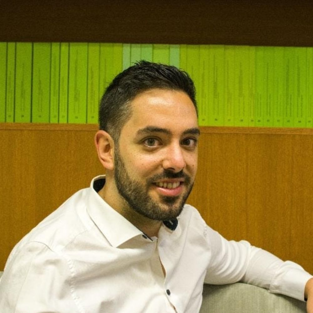 Víctor M. Gómez Blanco