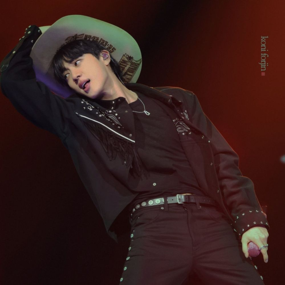 𝐍𝐚𝐧𝐝𝐚⁷ 💫