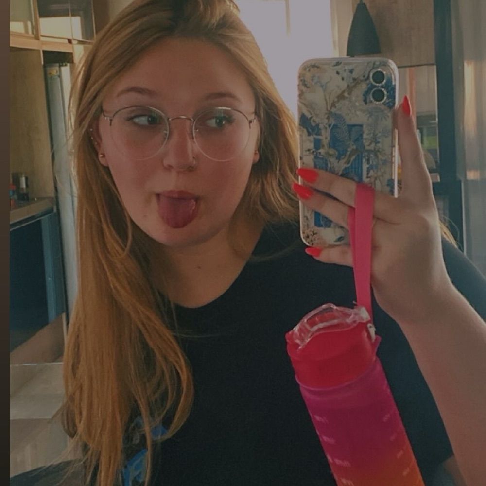 dani f.