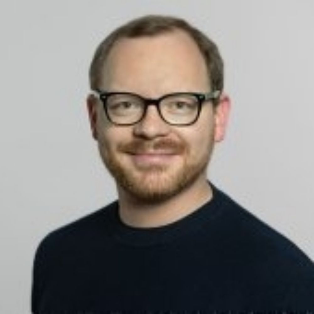 Simon T. Schafer