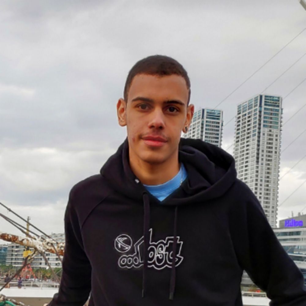 Pedro Costa ➔ showkit.app