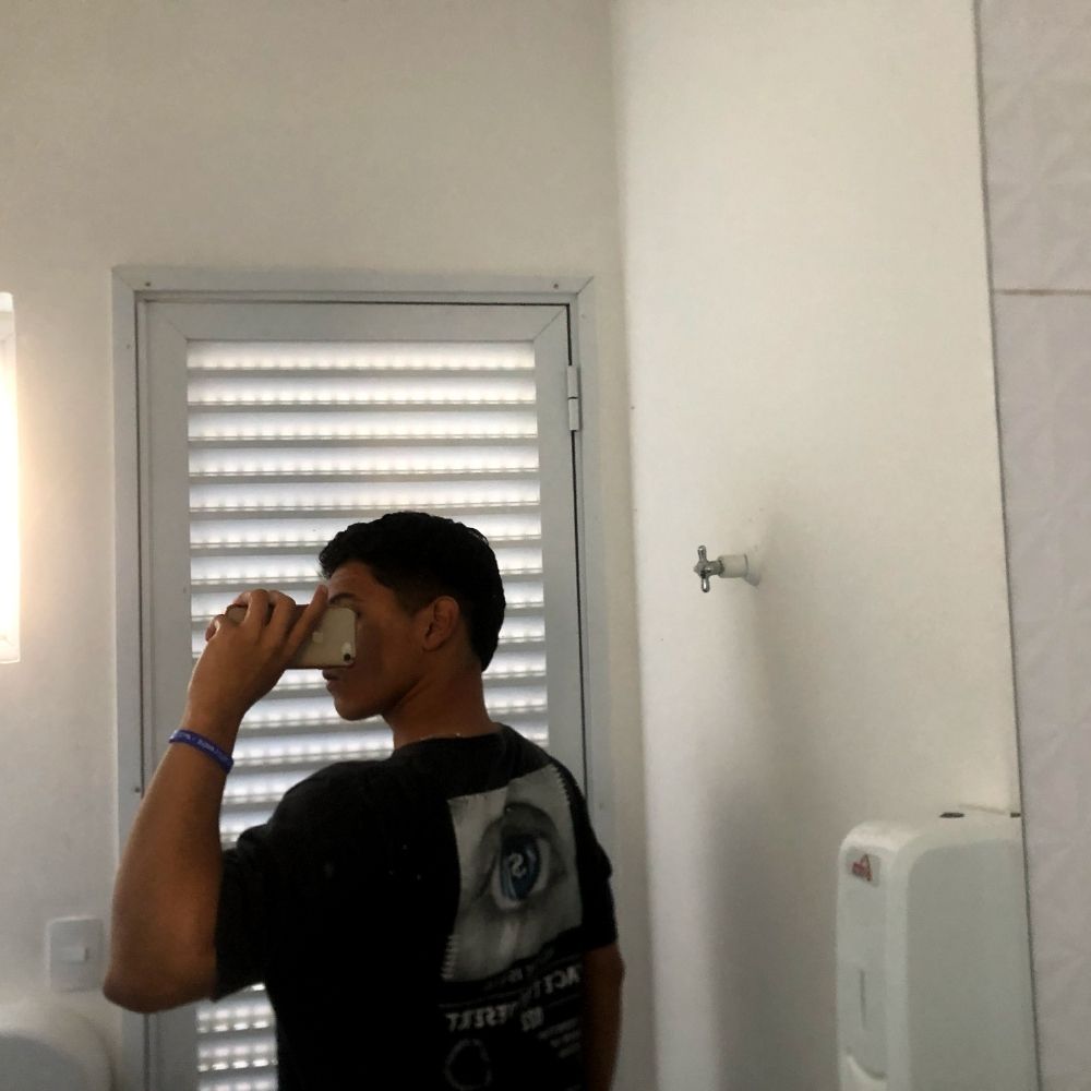 Maximos 