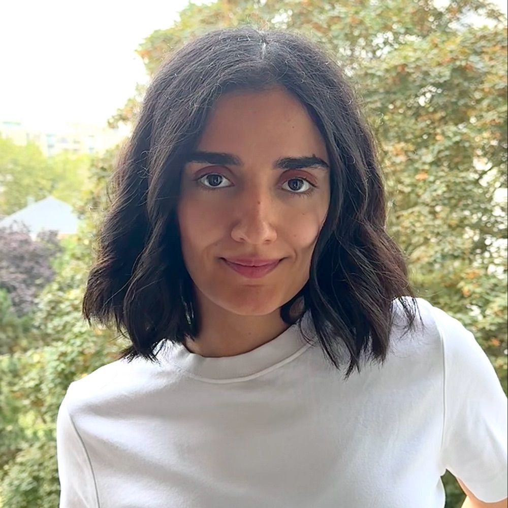 Ahoo Hekmati