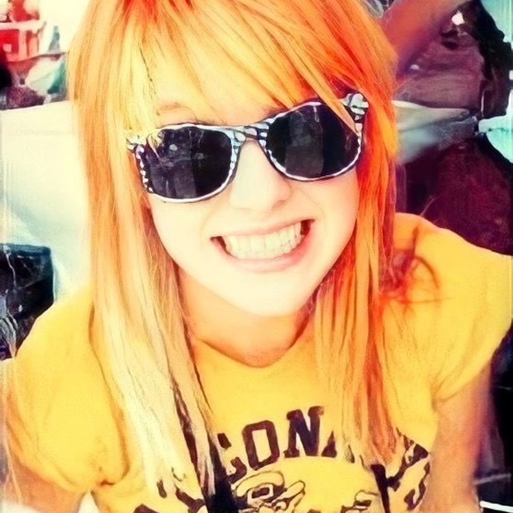    ♪    ⌣    nicky ! ★