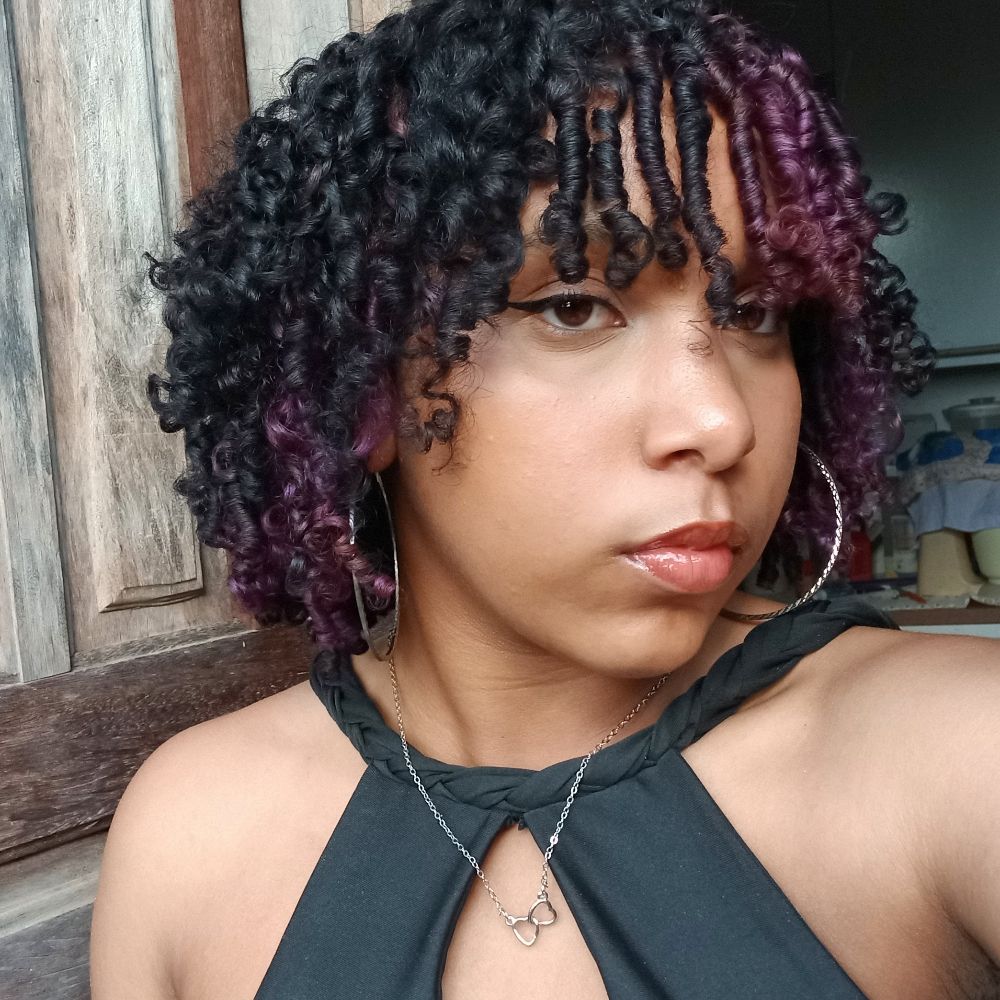 Mulher capeta 