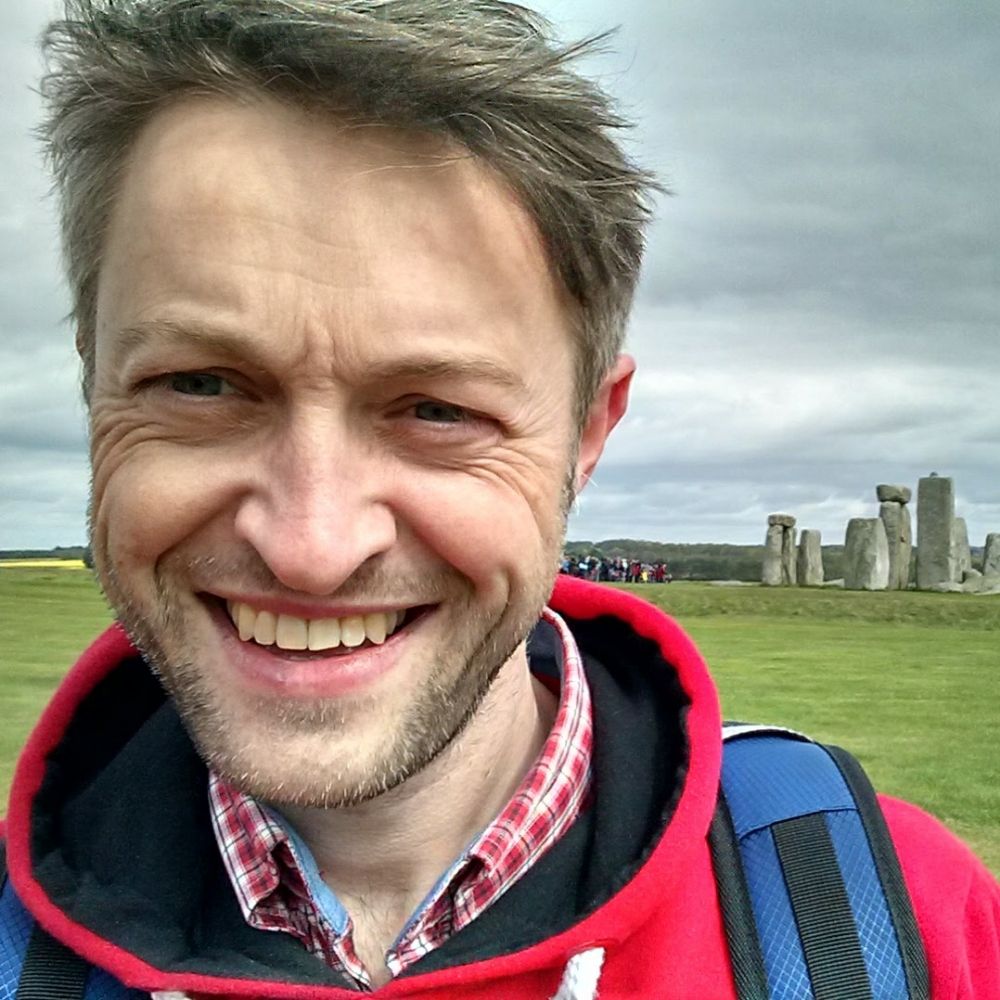 Emyr Thomas