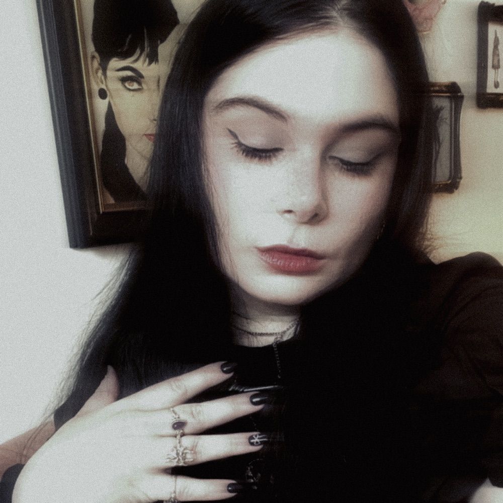𝔯𝔞𝔠𝔥𝔢𝔶 ༻♡︎༺