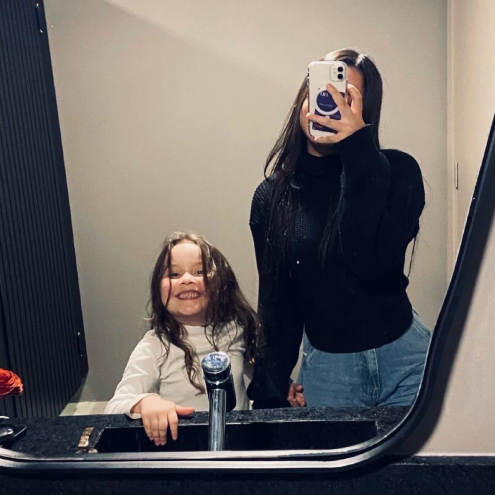 larinhah🇪🇪