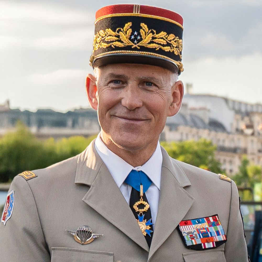 Gouverneur militaire de Paris