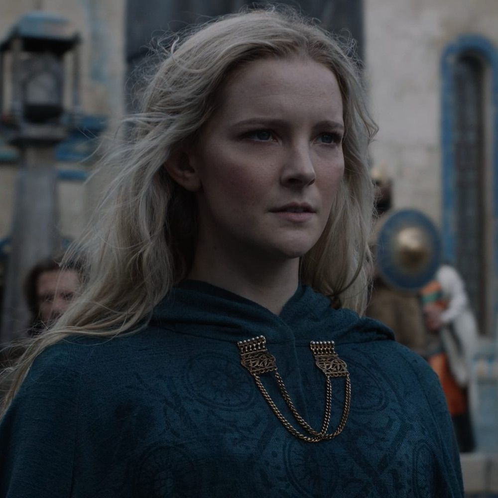 Louisa (she/her)