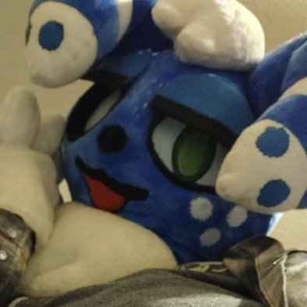 Mr. "peeping" Meowstic