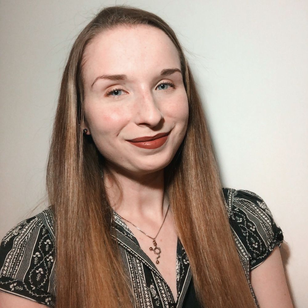 Holly Rucker