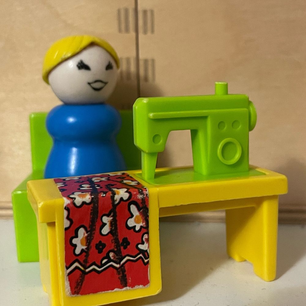 Tash Makes Stuff