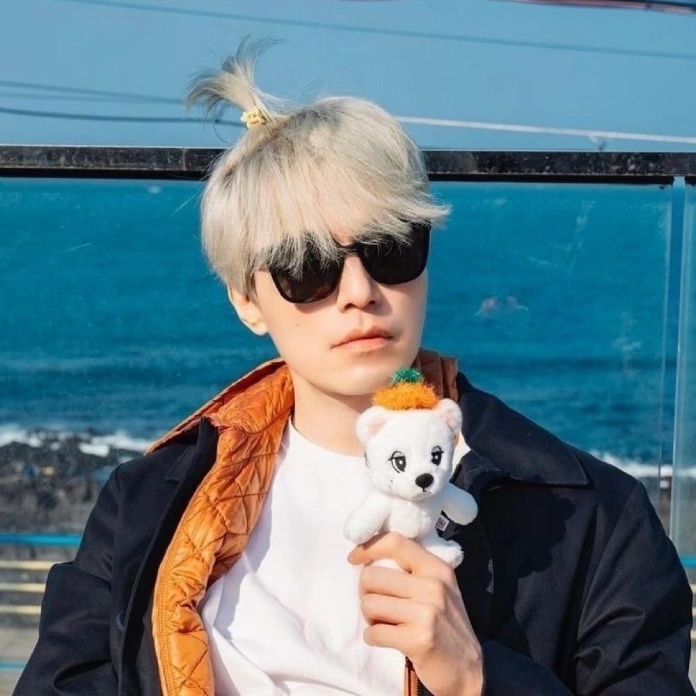 Mads, Chimmy enthusiast