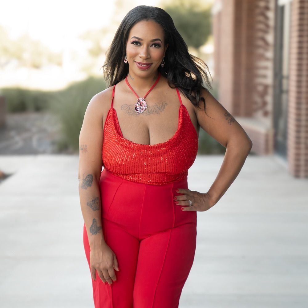 Author Contessa Thornton