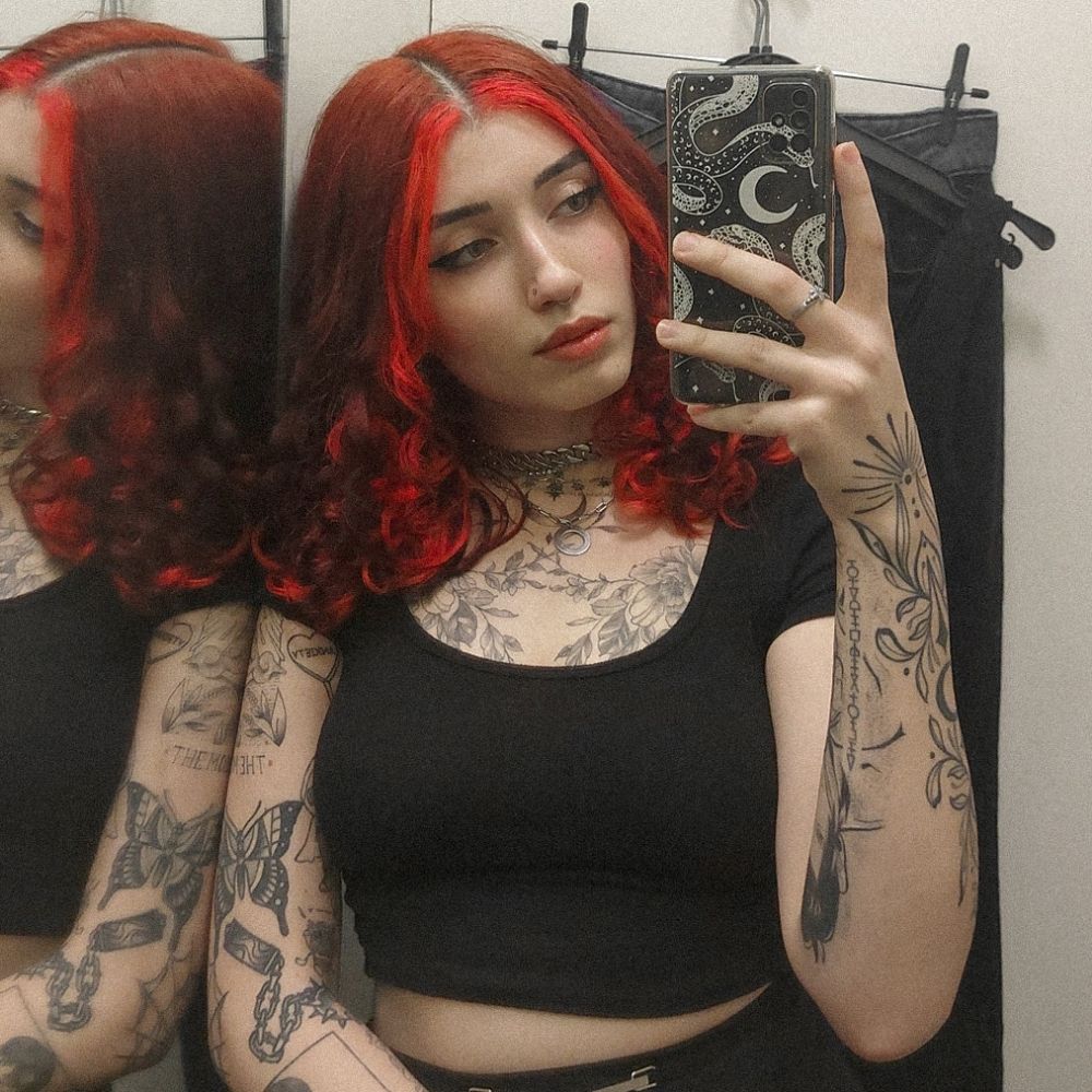 nicole 🕷