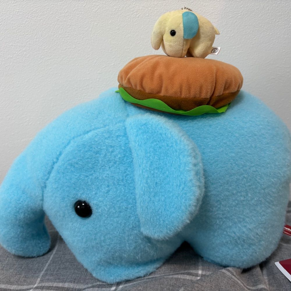かれる