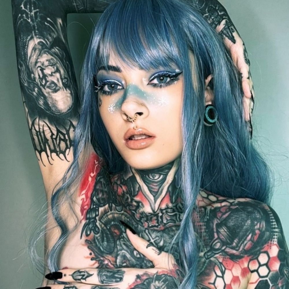 Daphne Warren