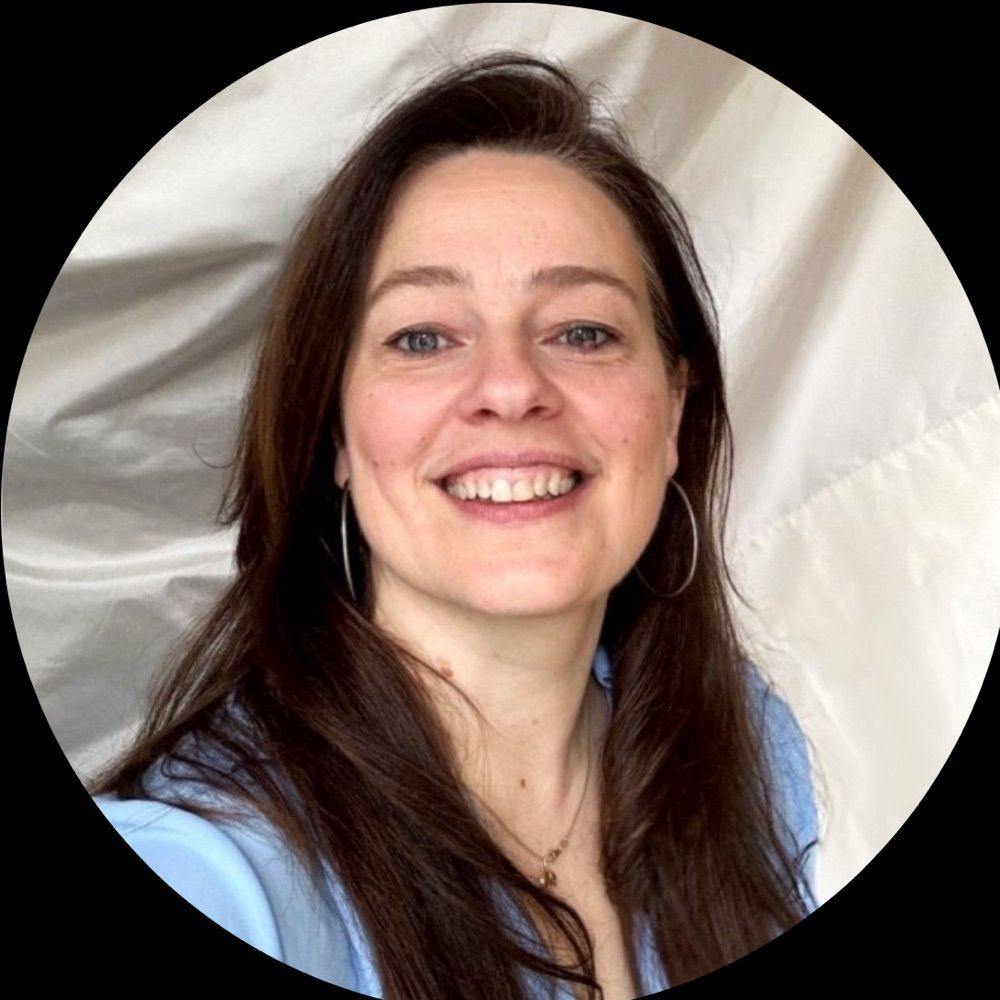 Annelies van Dam
