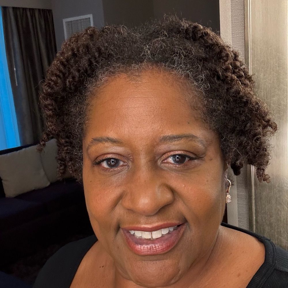 Dr Crystal Harris