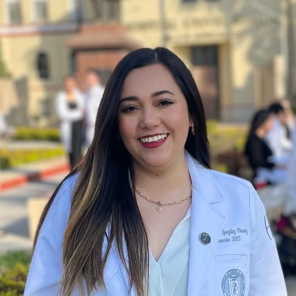 Marla González, MD
