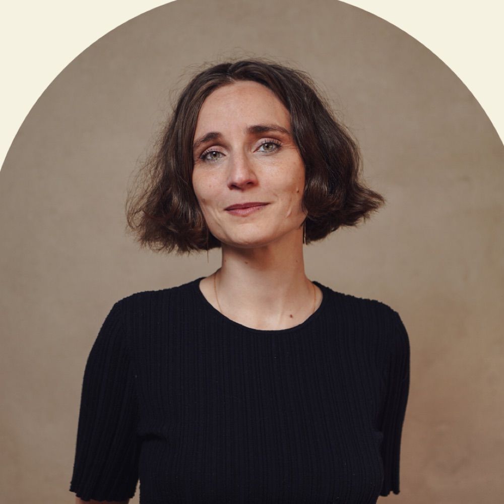 Lisa De Bode