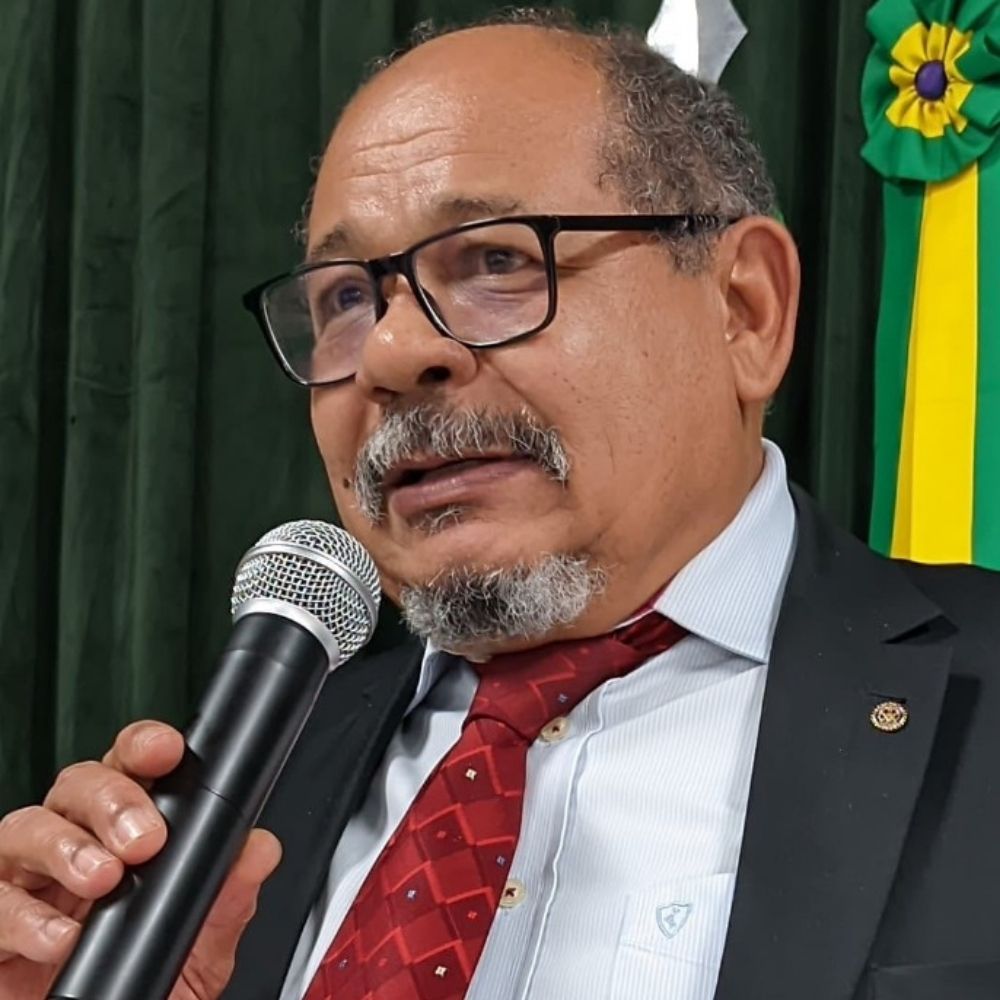 Prof. Anselmo Oliveira 