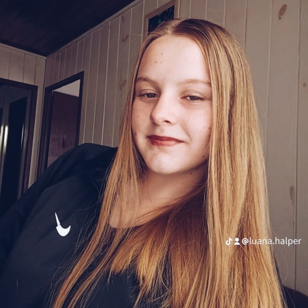 𝐿𝑢𝑎𝑛𝑎 𝐻𝑎𝑙𝑝𝑒𝑟