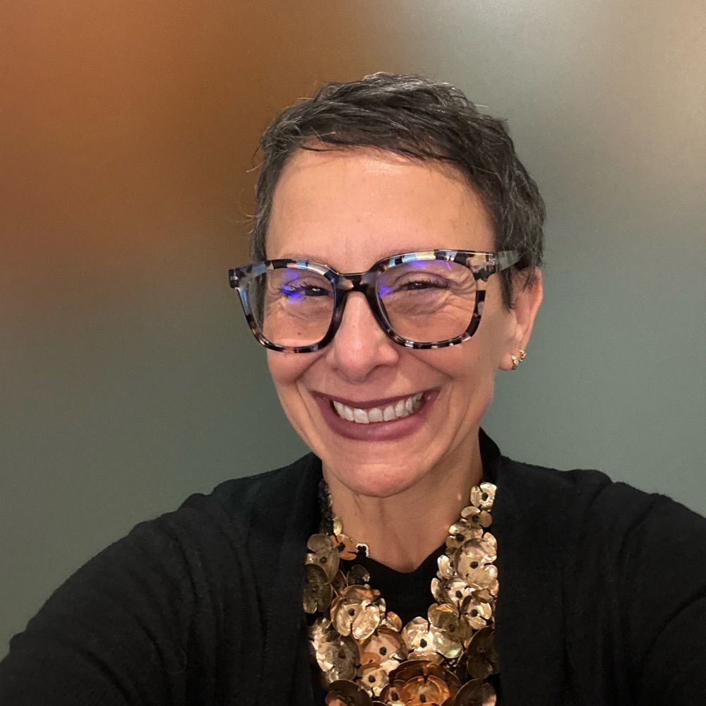 Dr Roz Cohen