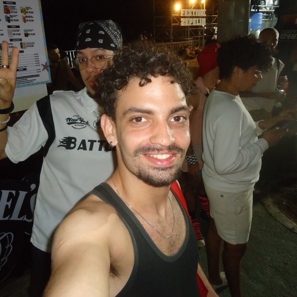 Central Cinema fuleira, gays burras e pokémon viciado
