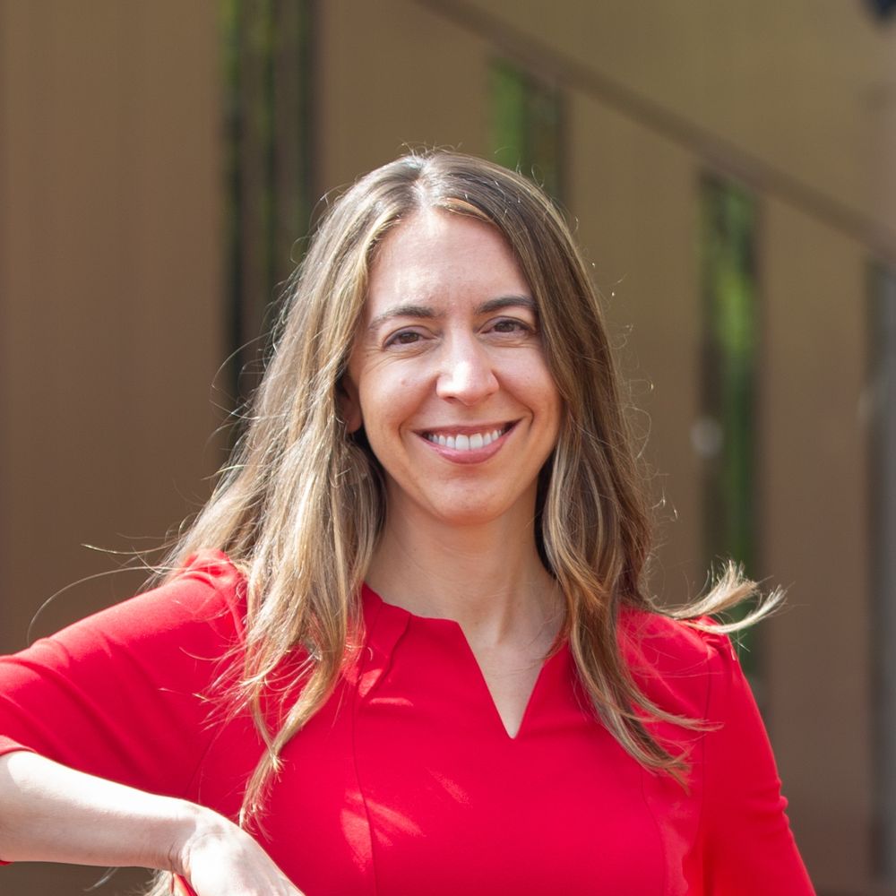 Dr. Randi Bates