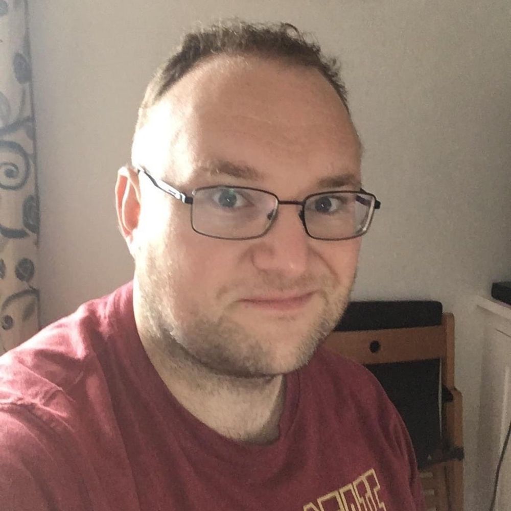 Dr Kit Chapman