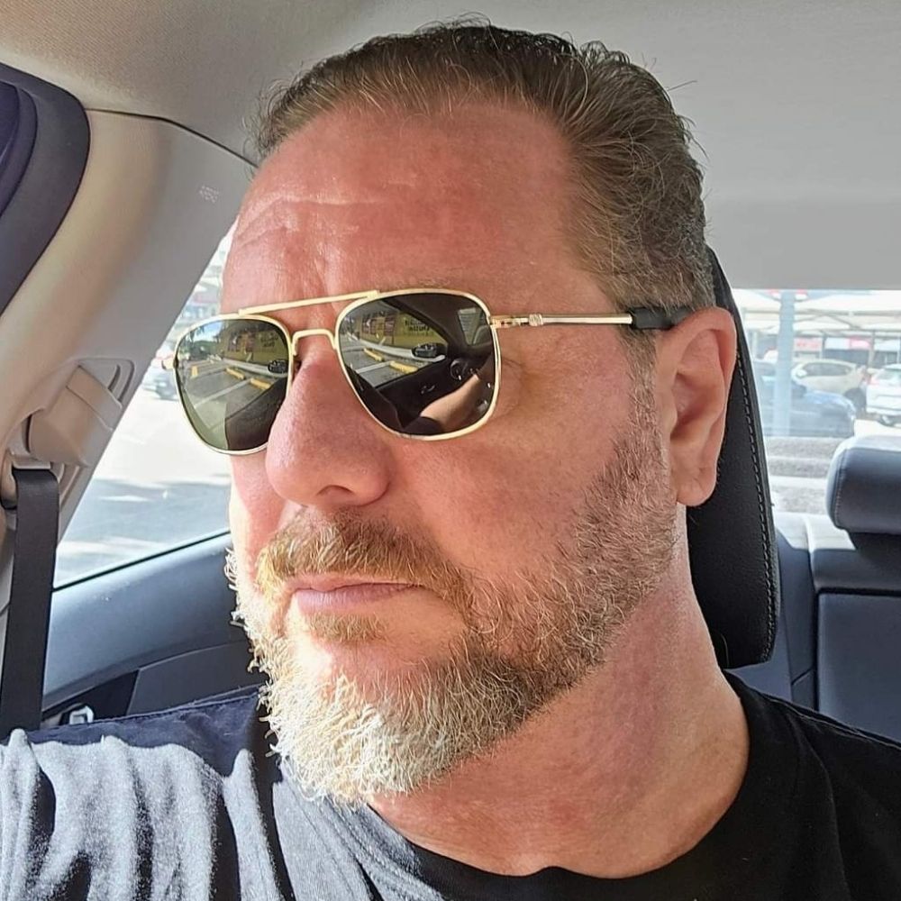 Andrew J McKiernan