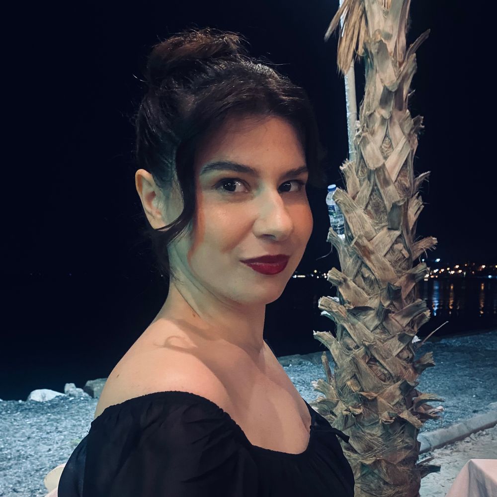 Elif Özge Yalçın